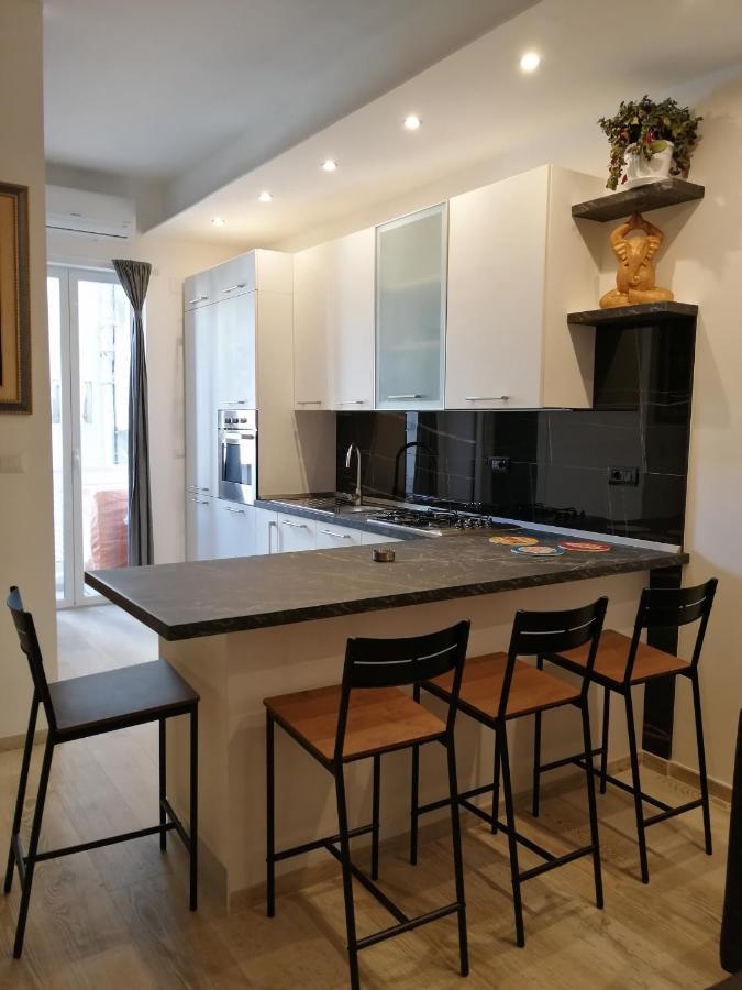 Love Mirrors And Flowers - Affitti Brevi Italia Apartment Bari Exterior photo
